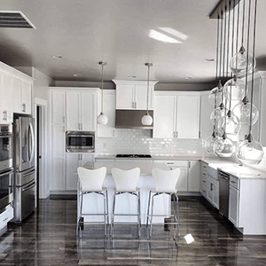 Pickering Ontario professional kitchen cabinet refinishing and spray painting services