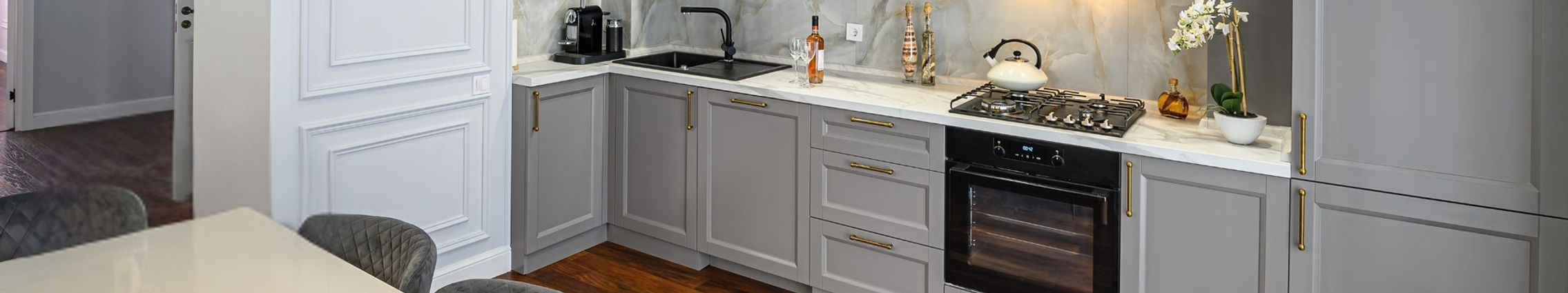 Markham kitchen cabinet refinishing services by local professional spray painters near you