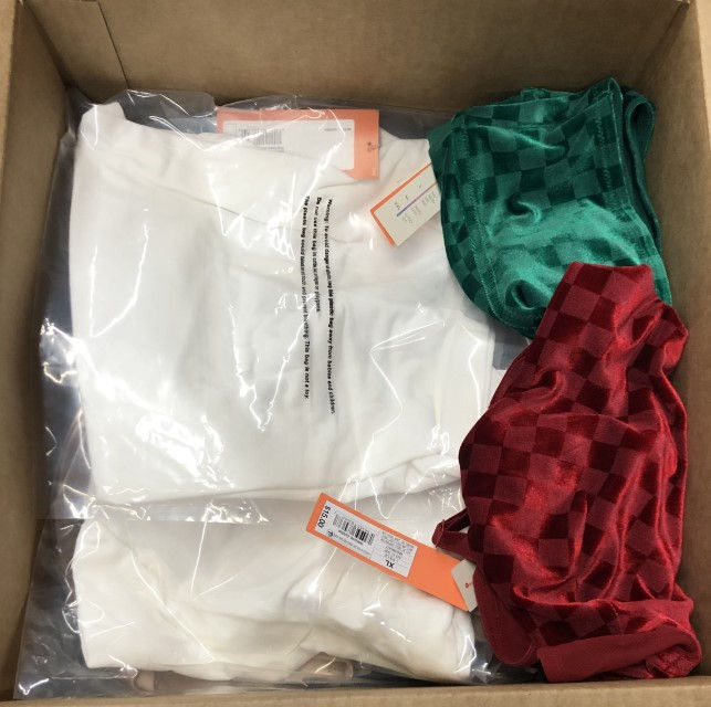 Thumbnail: Case Lot of Women's Bras & Underwear - 125 Units - Manifested