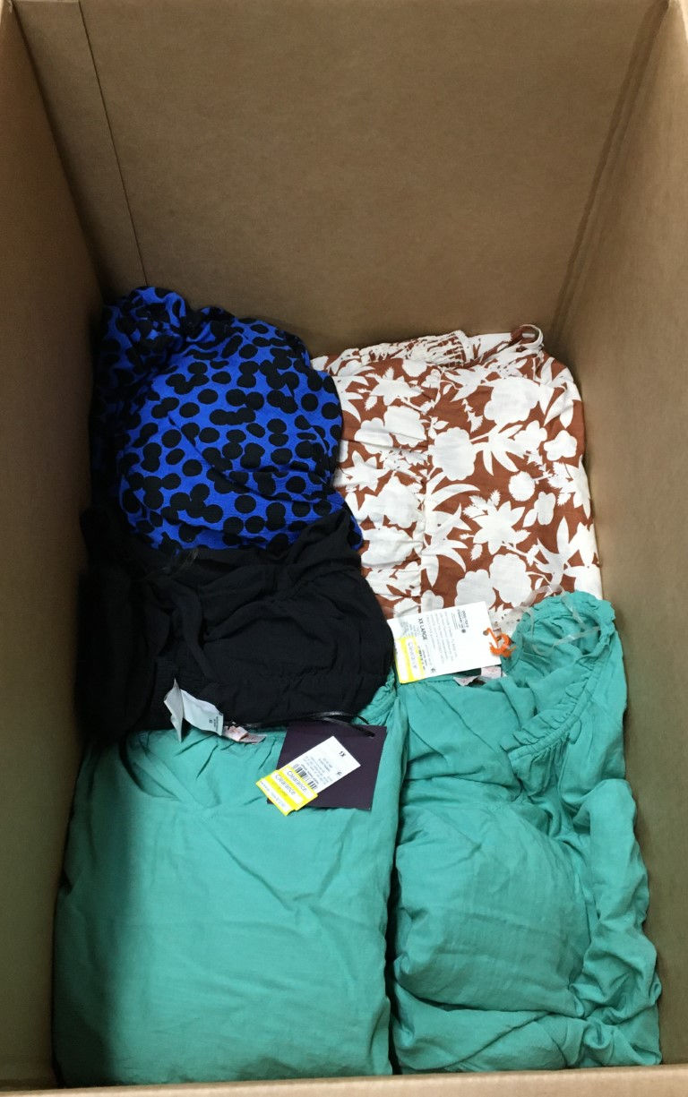 Thumbnail: Case Lot of Womens Plus Size Clothing - 51 Units - Manifested - Shelf Pulls
