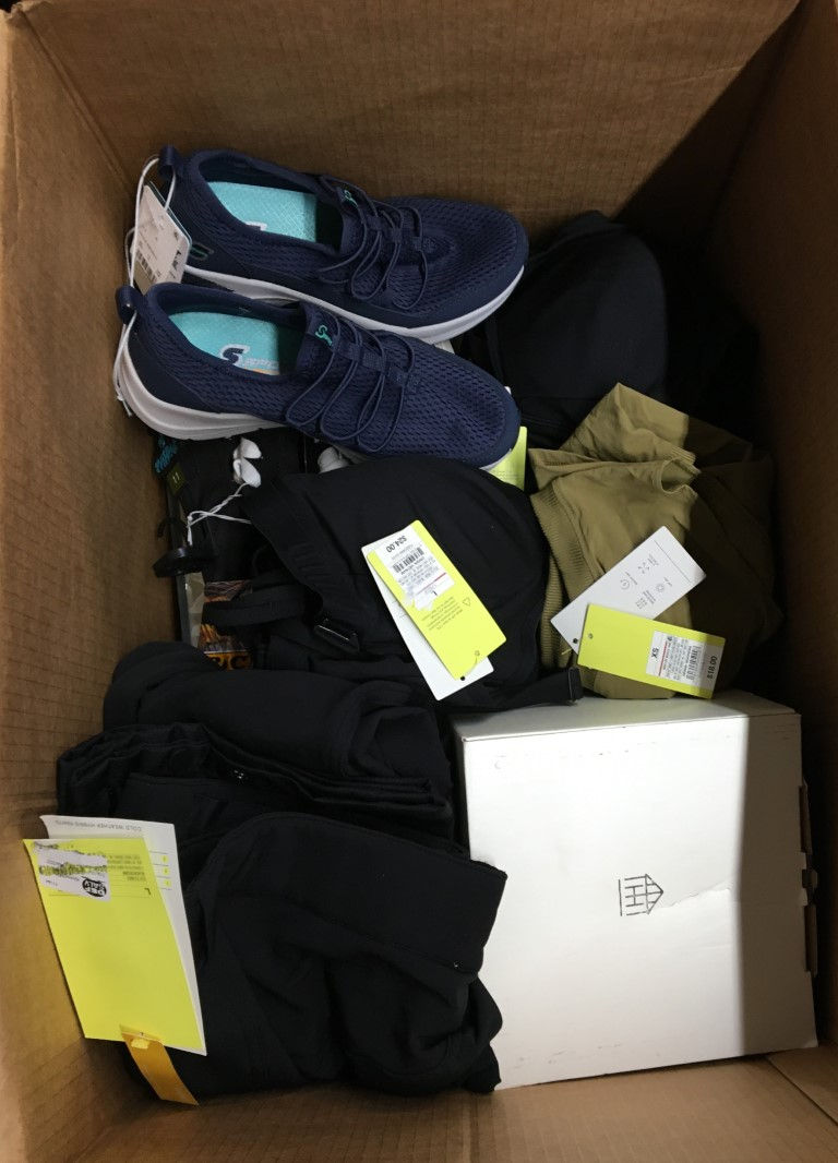 Thumbnail: Manifested T@RGT General Merchandise Pallet - 460 Units - Shelf Pulls