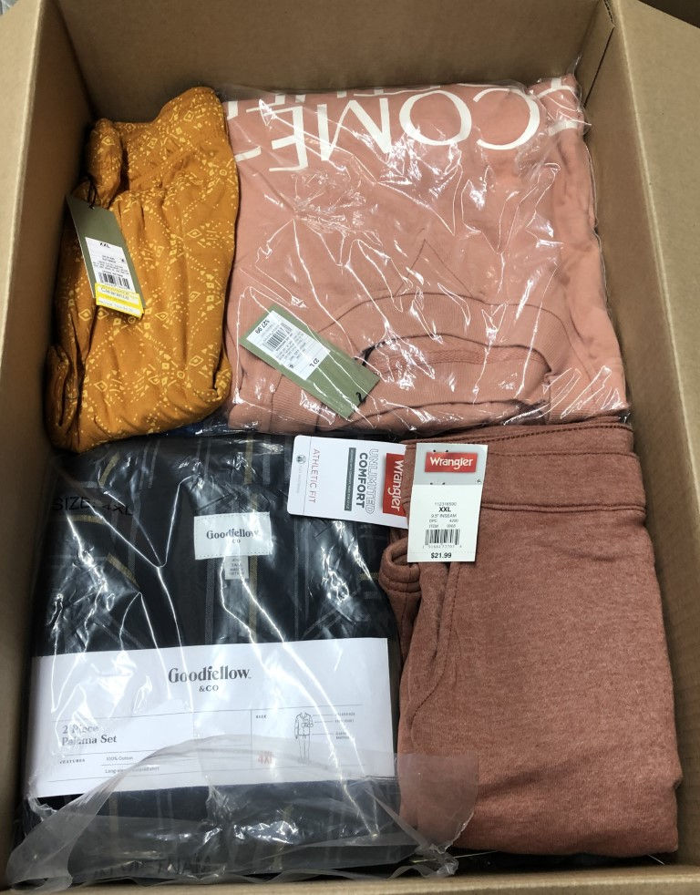 Thumbnail: Case Lot of Men's Plus Size Apparel - 34 Units - Manifested -Shelf Pulls
