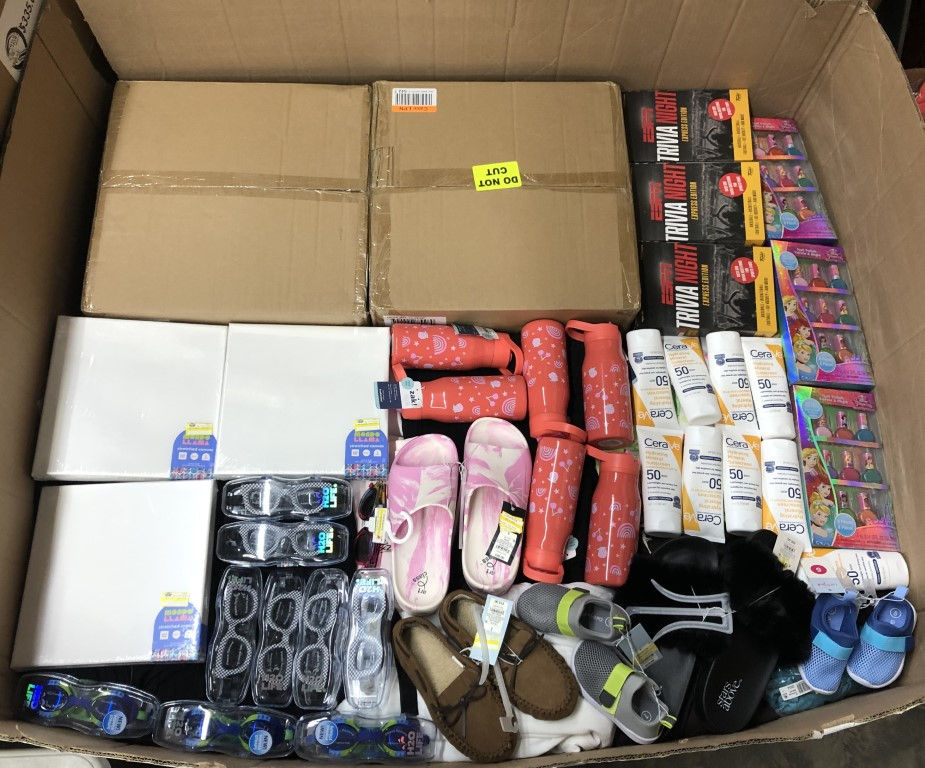 Thumbnail: Manifested T@RGT General Merchandise Pallet - 858 Units - Shelf Pulls