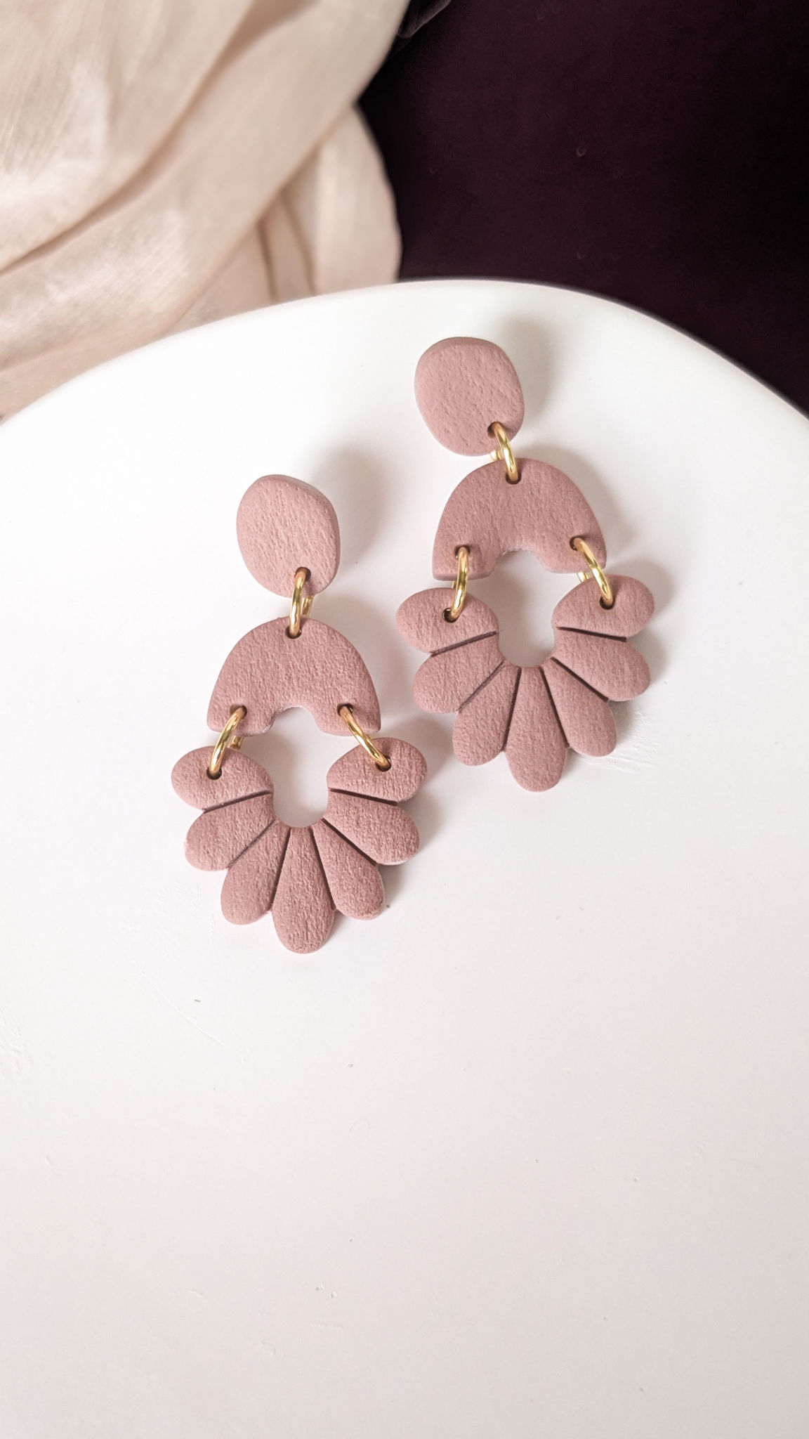Gillian Groove Scallop Dangle Earrings