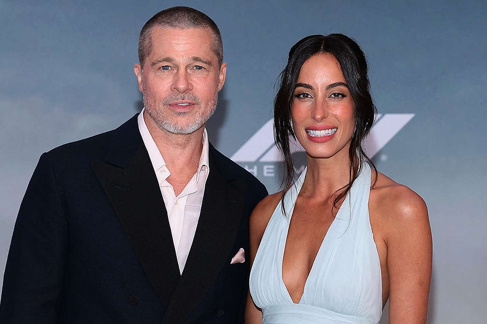 Brad Pitt e Inés de Ramón en la Red Carpet de la F1