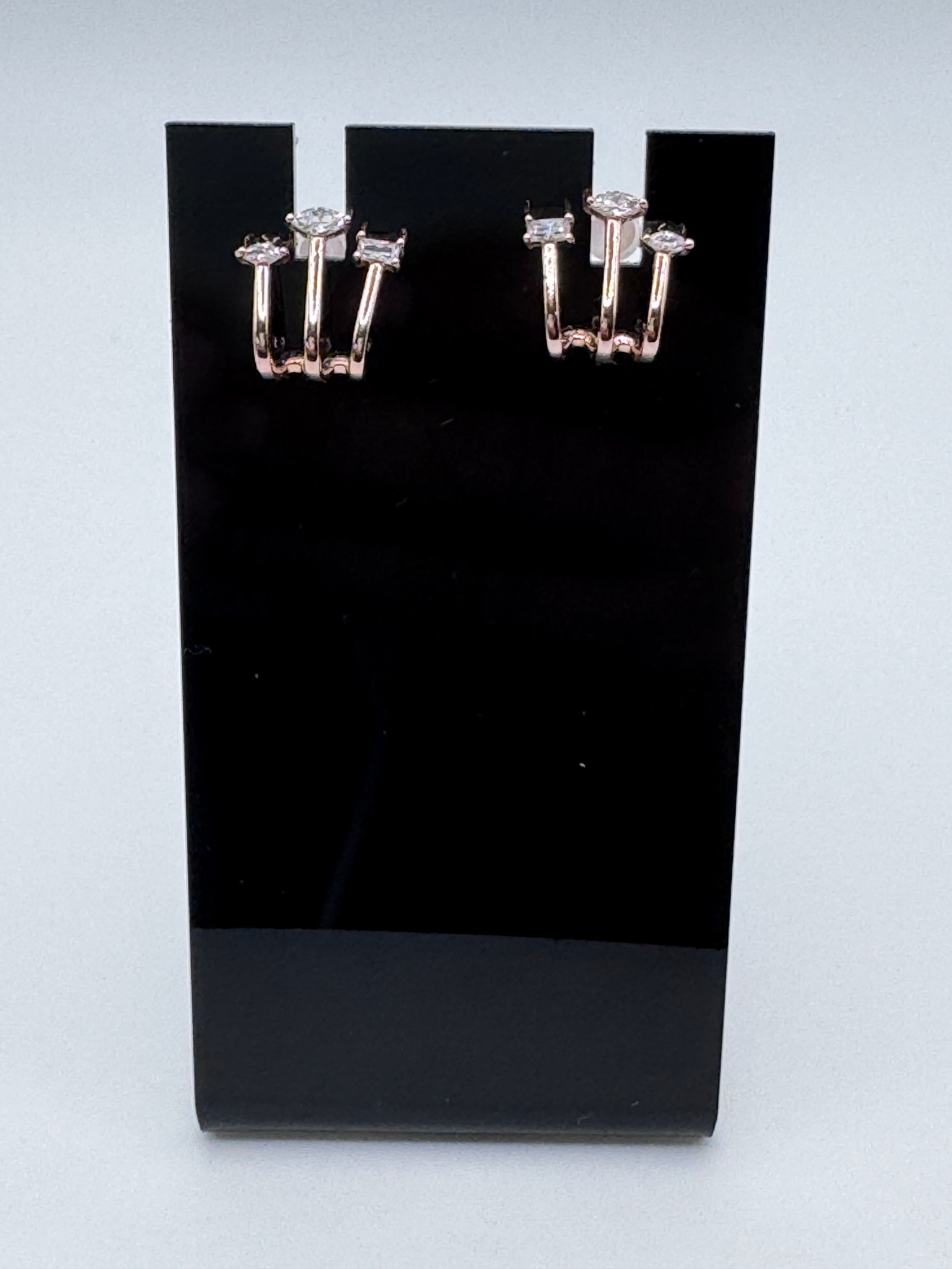Rose gold earring