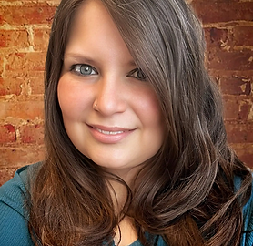 AmyLSmithphotoForWeb.png