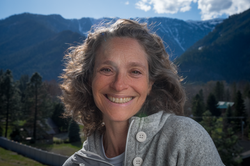 Edee Phillips Headshot