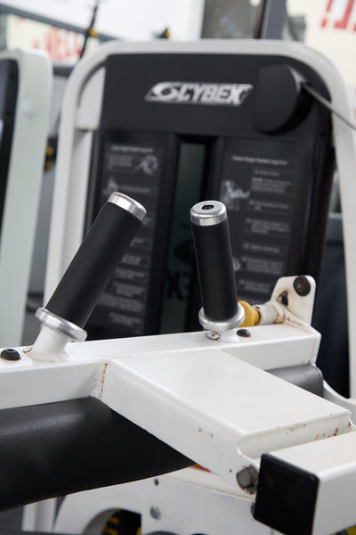 no tripods here only proper training