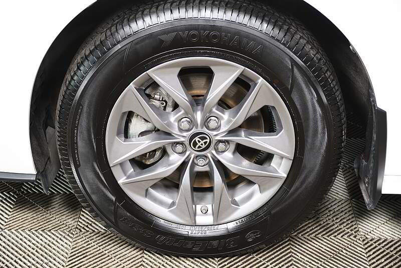 Miniature : TOYOTA SIENNA HYBRID LE 2024