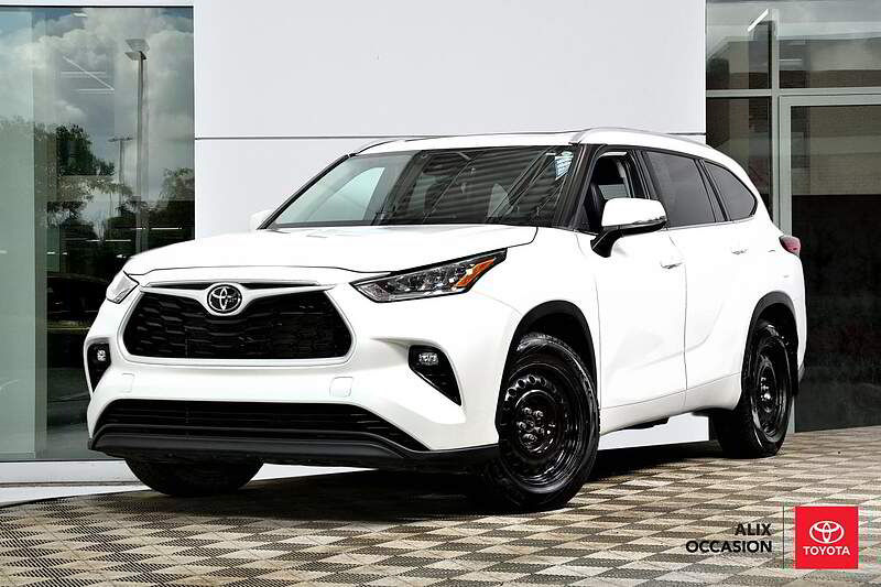 TOYOTA HIGHLANDER XLE AWD 2022