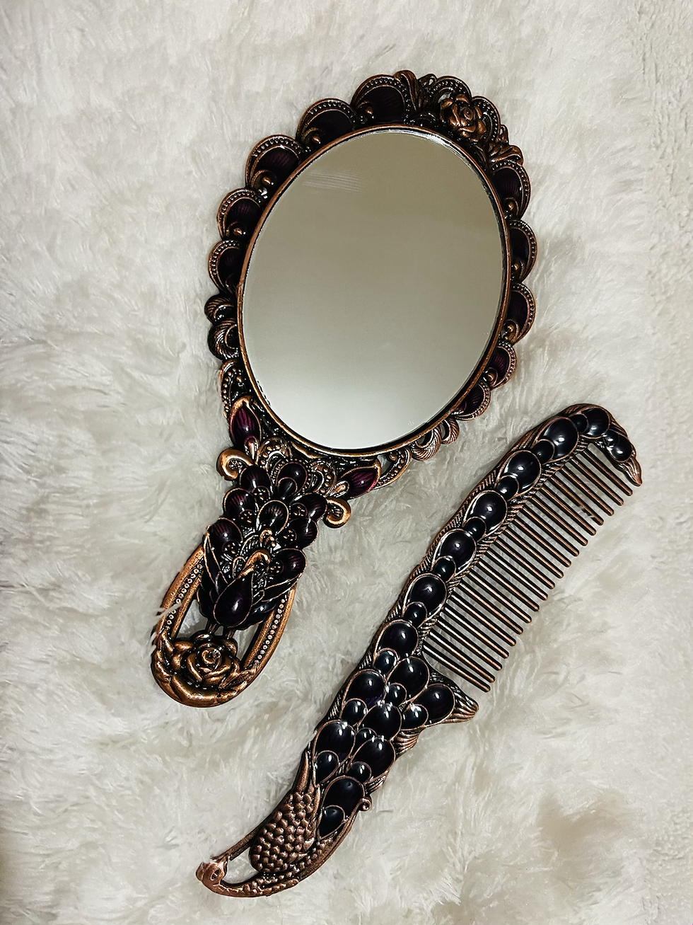 Thumbnail: Mirror & Comb set