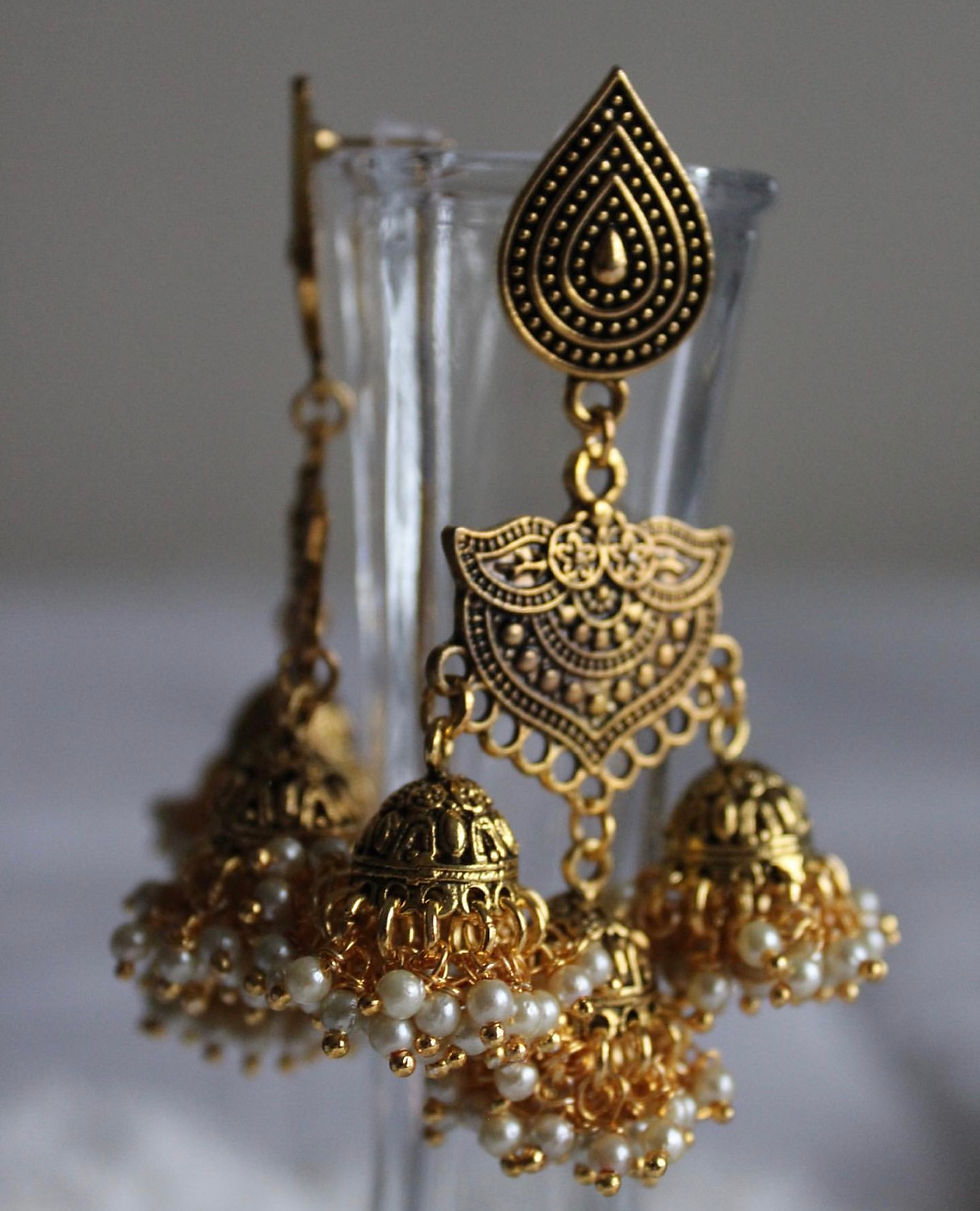 Thumbnail: Earrings 
