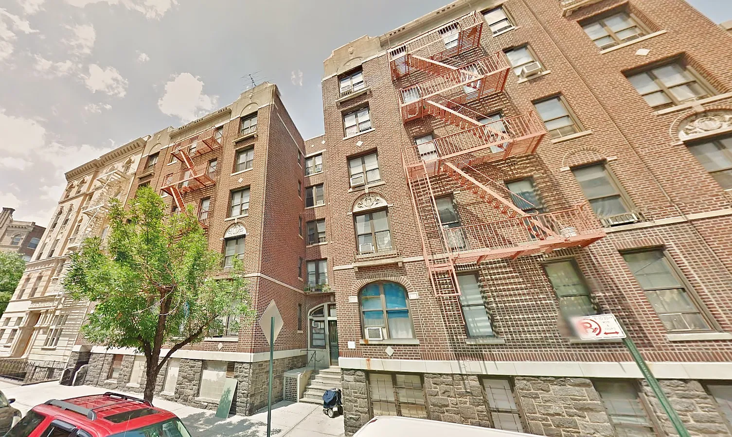 465 W 152nd St New York, NY 10031 Photo.webp