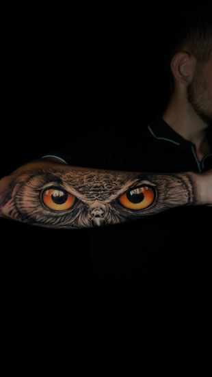 Ankara'da Ink Story Tattoo tarafından yapılan realistik baykuş dövmesi.