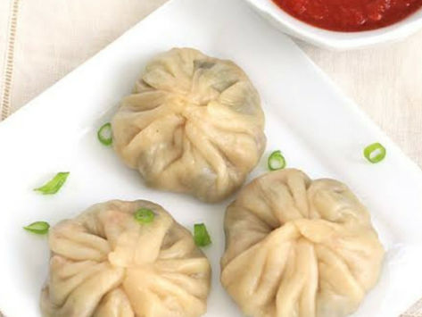 Veg Momos ( Healthy Version)
