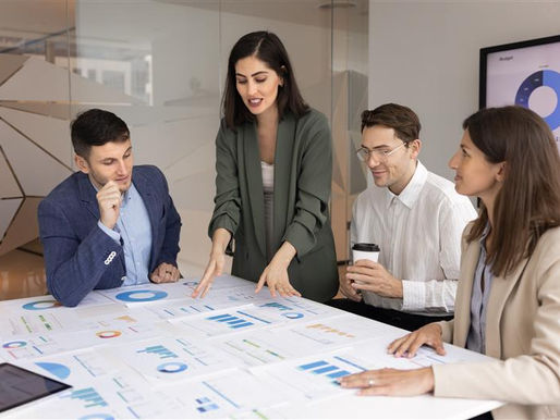 76% de los trabajadores percibe mayor exigencia hacia las mujeres para demostrar su capacidad laboral: Encuesta OCC