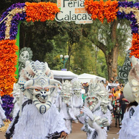 Se presenta la programación de actividades artísticas y culturales en el marco de la celebración del Día de Muertos