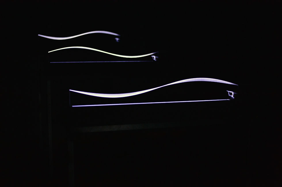 Alba Triana presenta la vibración lumínica de lo inaudible en “Tramas Resonantes”: Fonoteca Nacional