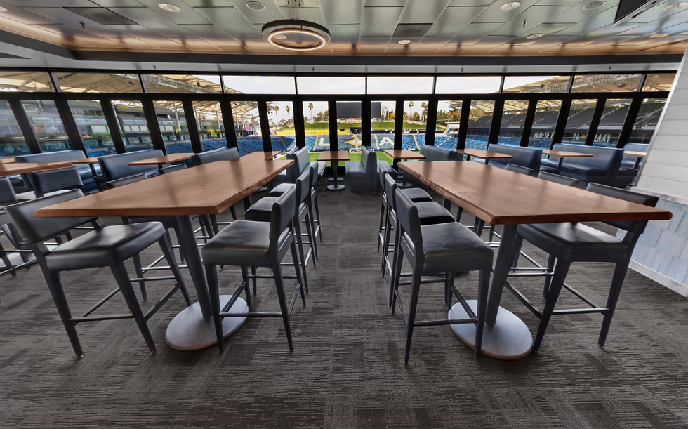 amex lounge.png