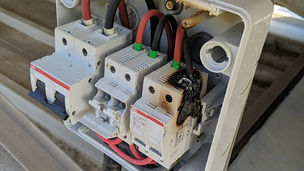 זיהוי אוטומטי של סטרינגים תקולים במערכות פוטו-וולטאיות בעלות ממיר יחיד