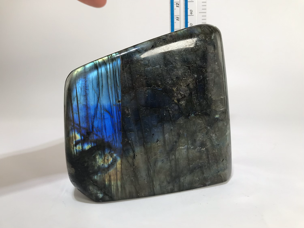 Thumbnail: Labradorite free form - full face blue flash