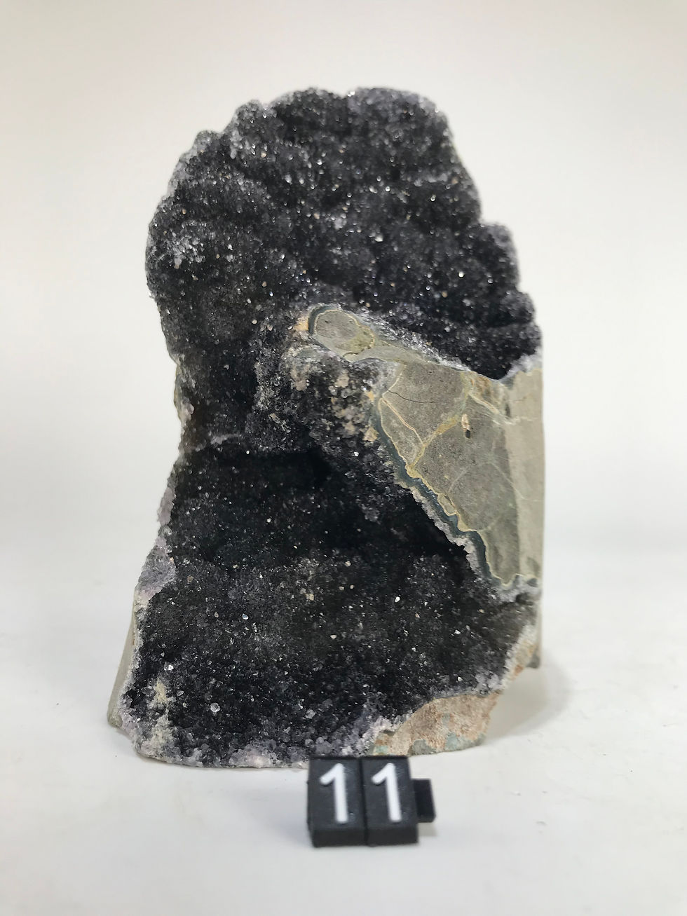Thumbnail: Black Amethyst Cut Base