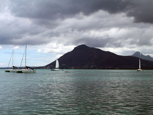 Suurbritannia omab ebaseaduslikult saari India ookeanis