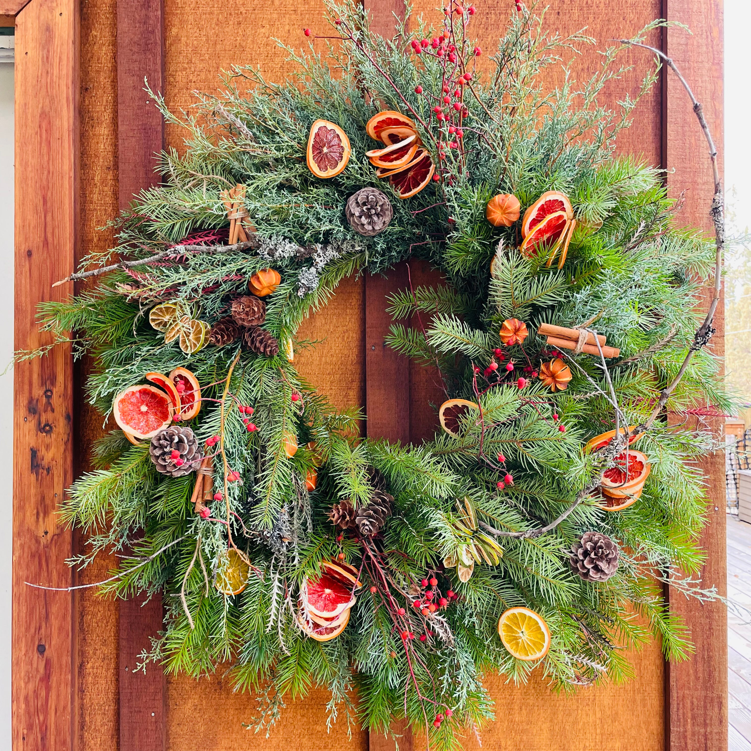 Holiday Wreath: Pre-Order for Dec 7
