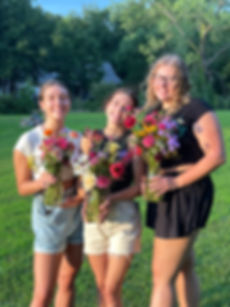 Blooms & Bubbly - Floral Design Workshop