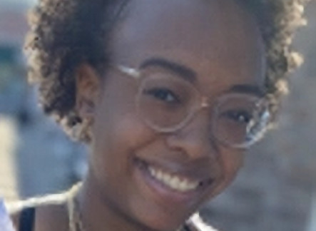 LaTaysia 'Tay' Leonard_edited.jpg