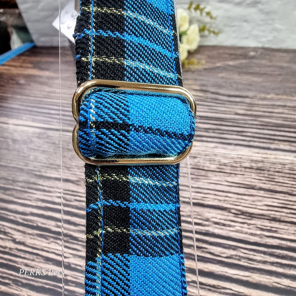 Thumbnail: Tartan Bling Turquoise Clip-in Dog Seatbelt
