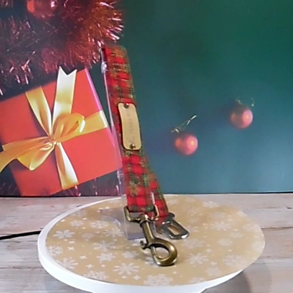 Thumbnail: Festive Tartan Red Clip-in Dog Seatbelt