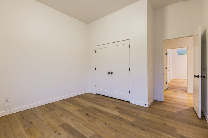 Bedroom-Two_1800x1200_2810317.jpg