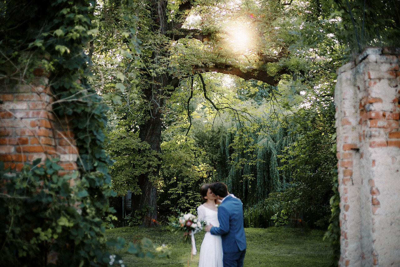 wedding in chateau trebesice photographer