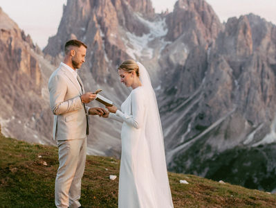Wedding Dolomites/ Elopement Lago di Braies and Dolomites
