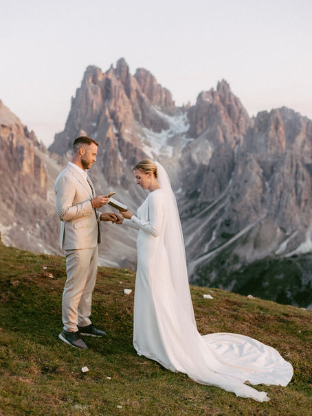 Wedding Dolomites/ Elopement Lago di Braies and Dolomites