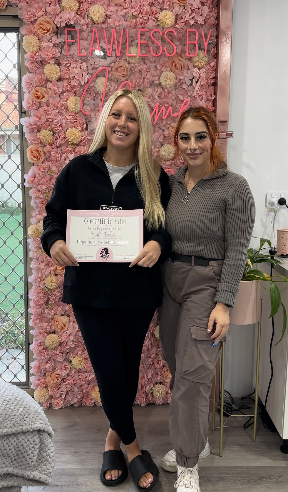 Thumbnail: Beginner Eyelash Extensions course