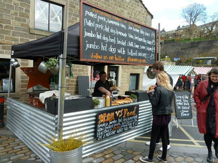 How much does it cost to start a food stall?