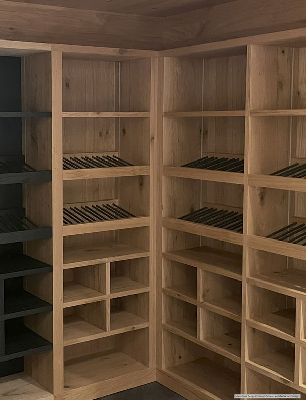 Projekt begehbarer Weinschrank/-Regal/-Raum