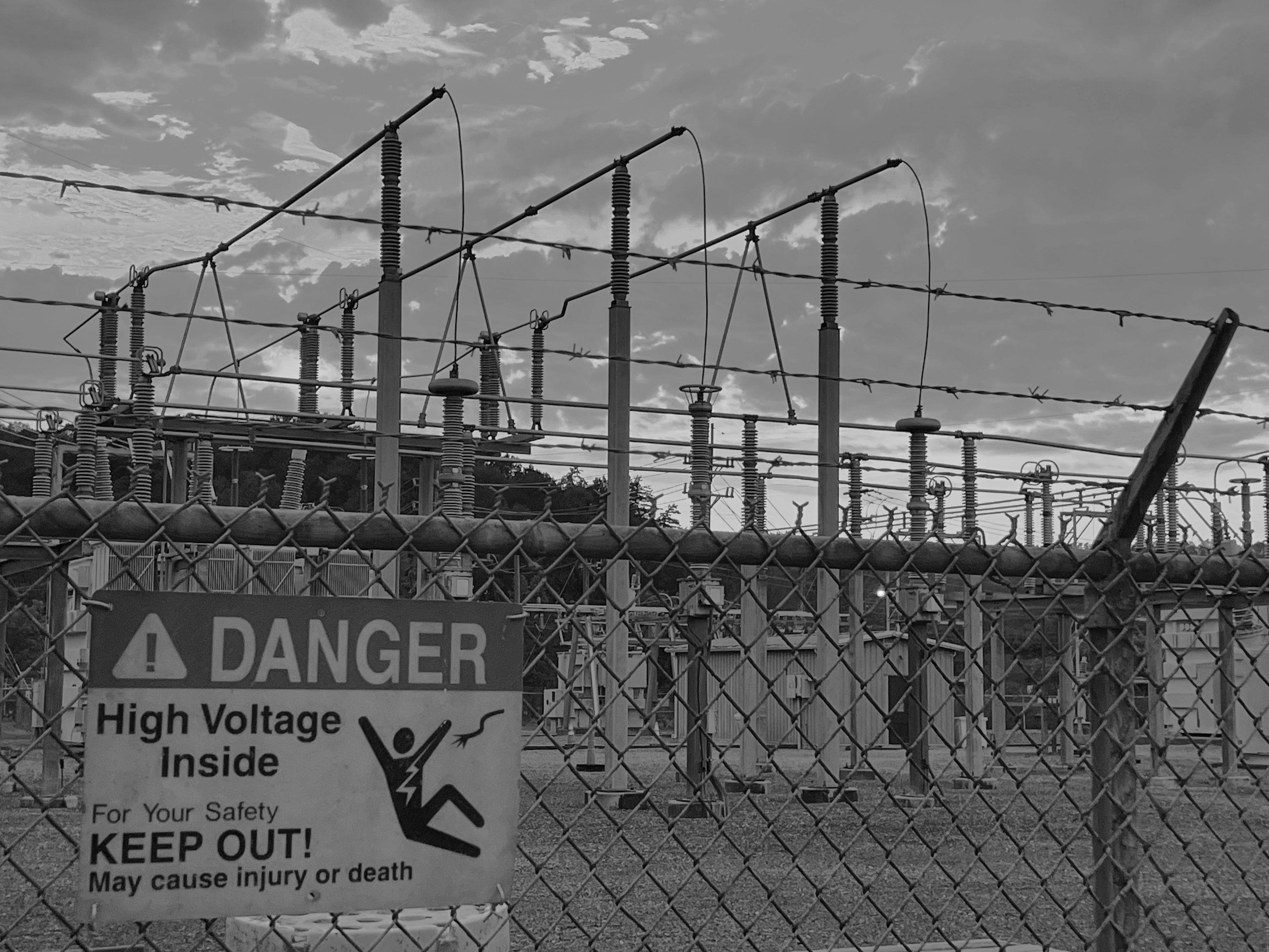 Voltage Sunset - Black & White