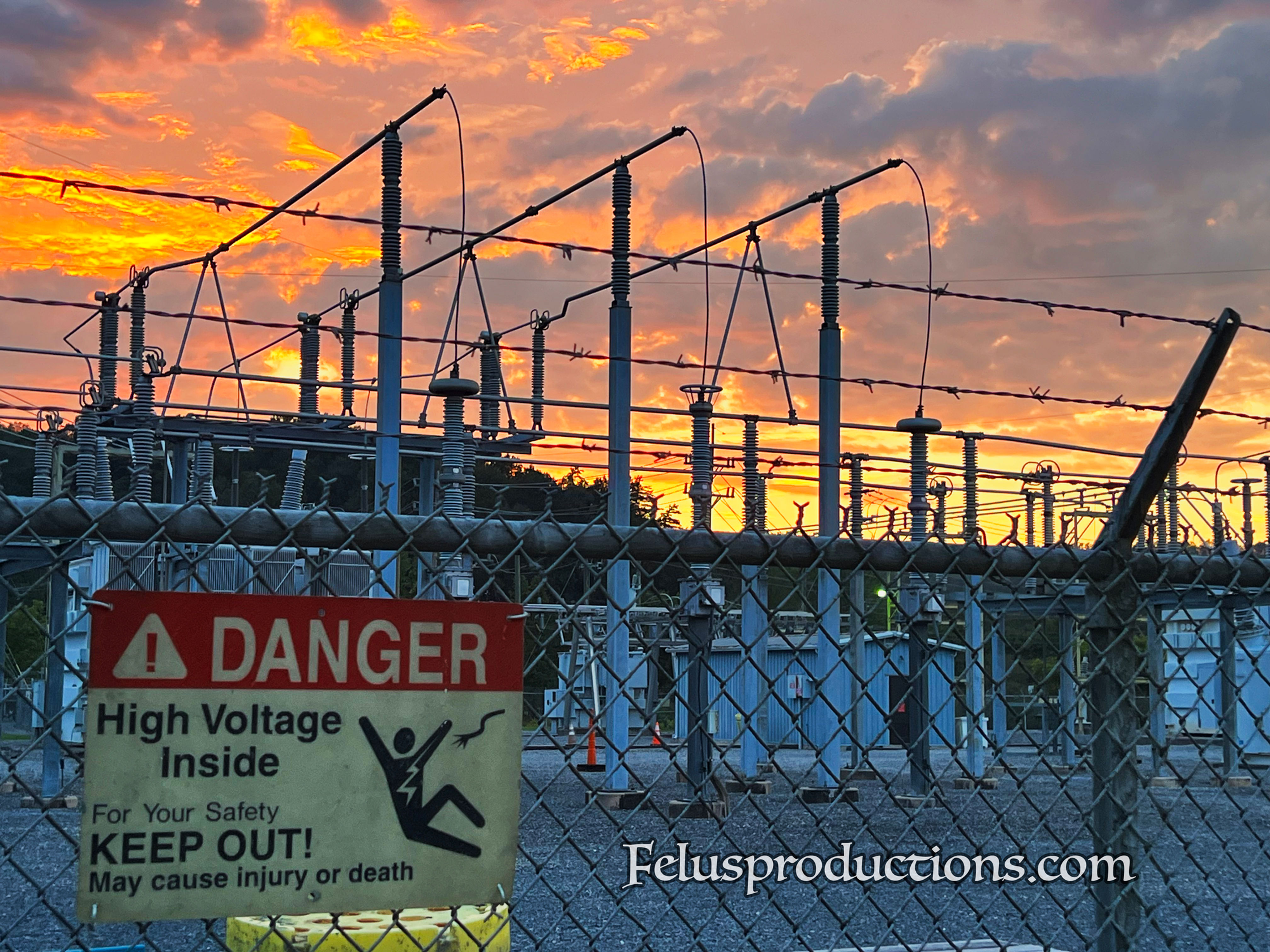 Voltage Sunset - Screen Saver