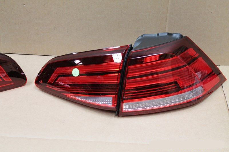 Миниатюра: Задние LED-фонари для VW Golf Variant 2013-2018г.