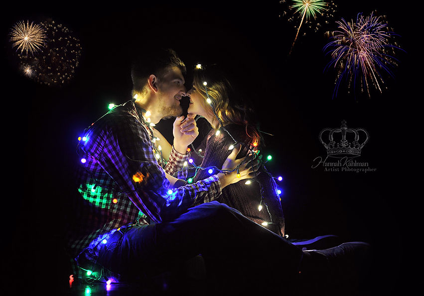 Engagement_photo_with_fireworks_by_Engag