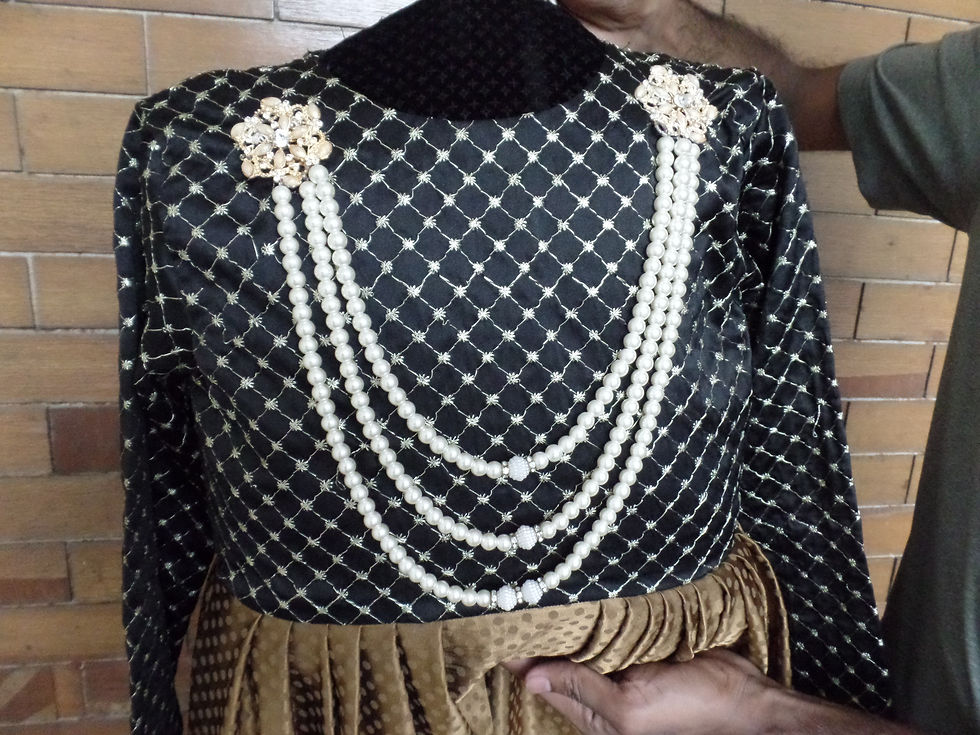 Thumbnail: Gold and Black Maxi