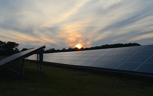 solar-panels-2458717_1920.jpg
