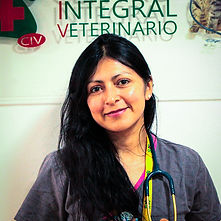Diana Archila - Enfermera veterinaria.jpg
