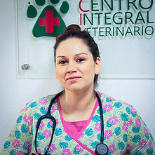 Dra Gianina Bertulini - Medico Veterinario.jpg