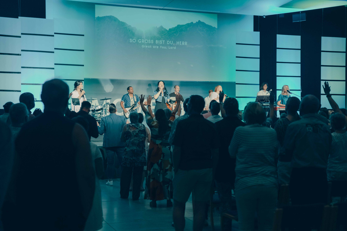 Momentum Church God With Us Heaven On Earth momentum-church-god-with-us-heaven-on-earth
