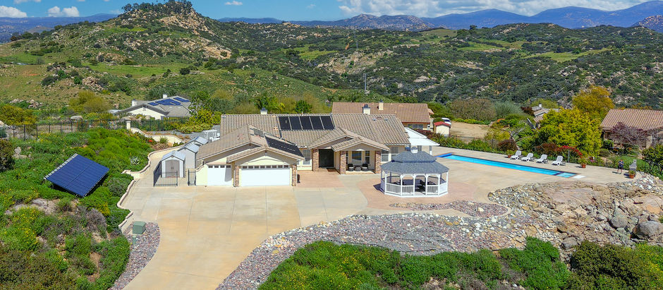 STUNNING view home in prestigious Holly Oaks Ranch in Ramona | 5BR/3.5BA